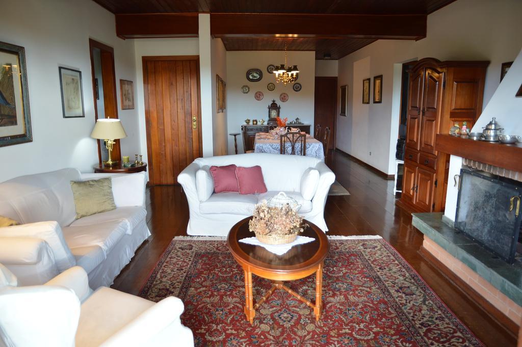 Espacoso Vista Montanha Apartment Campos do Jordao